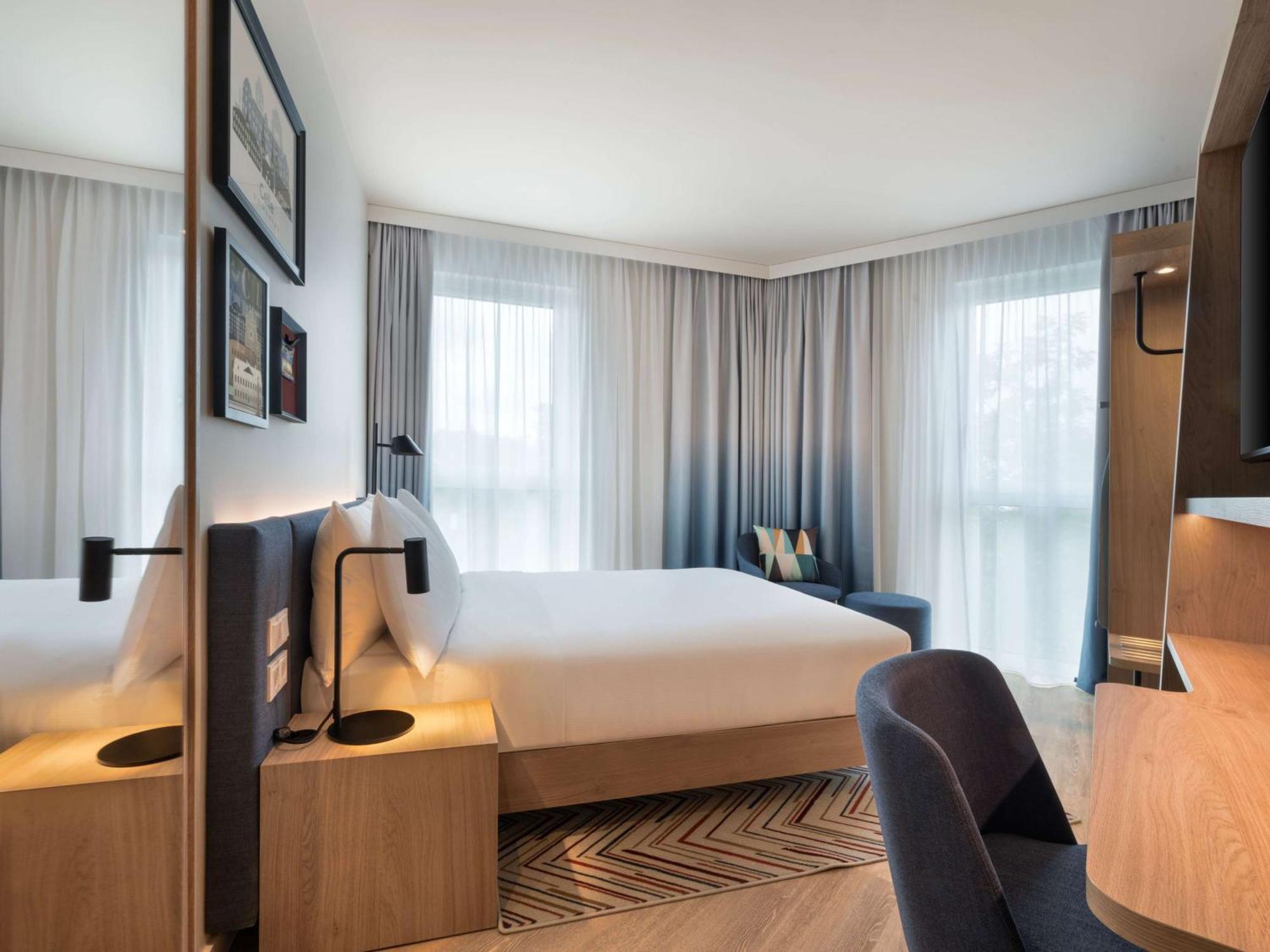 Hampton By Hilton Celle Hotel Exterior photo