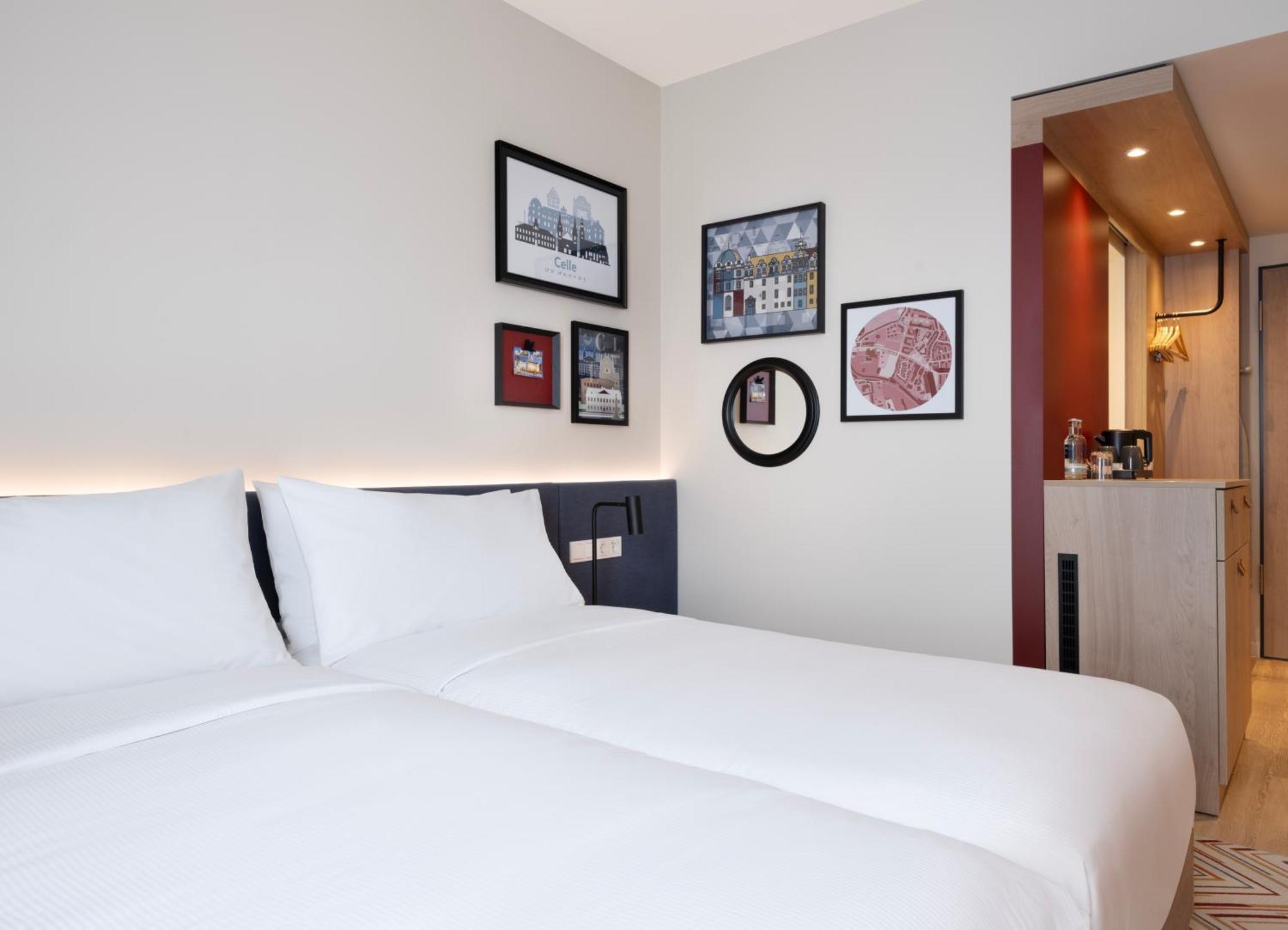 Hampton By Hilton Celle Hotel Exterior photo