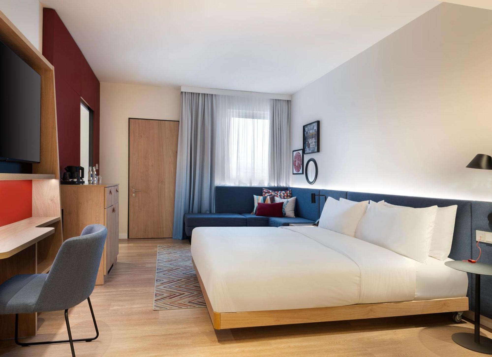 Hampton By Hilton Celle Hotel Exterior photo
